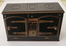 Rare Huntley & Palmers Kitchen Range tin with hinged doors - 1927