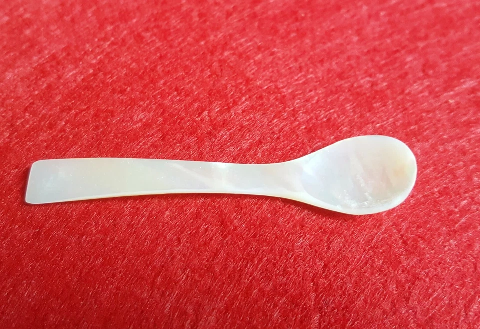 Juego 12 Mini Cuchara Madreperla Caviar Huevo Blanco Servir Cena Fiesta Año Nuevo Foto 4 de 4