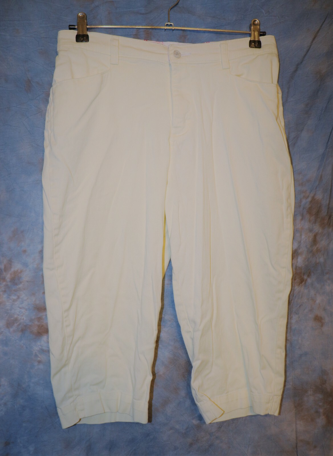 Womens Light Yellow Lee Flat Front Capri Pants Size 12P very good | eBay