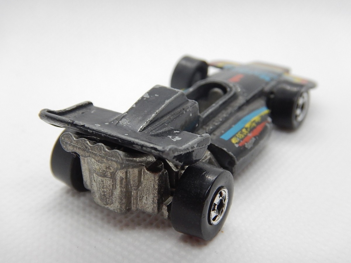 1973 Hot Wheels malibu grand prix Formula 1 Race Car 1:64