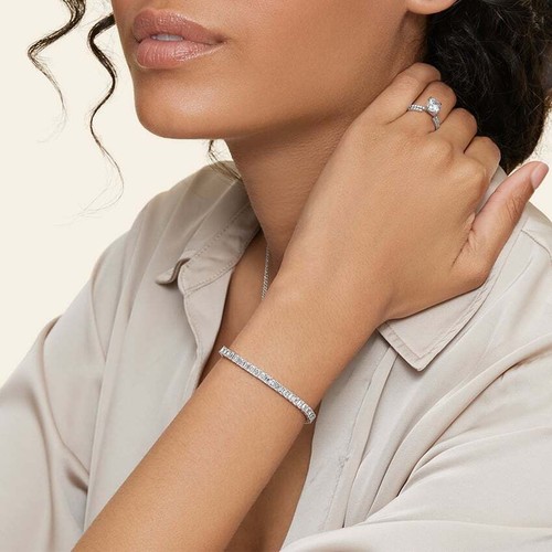 9ct VS1 IGI Certified Emerald Cut Lab Grown Diamond 18K gold Tennis Bracelet - Picture 2 of 9
