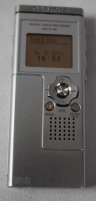 OLYMPUS WS-311M Digital Voice Recorder SILVER Pre-Owned Tested Working