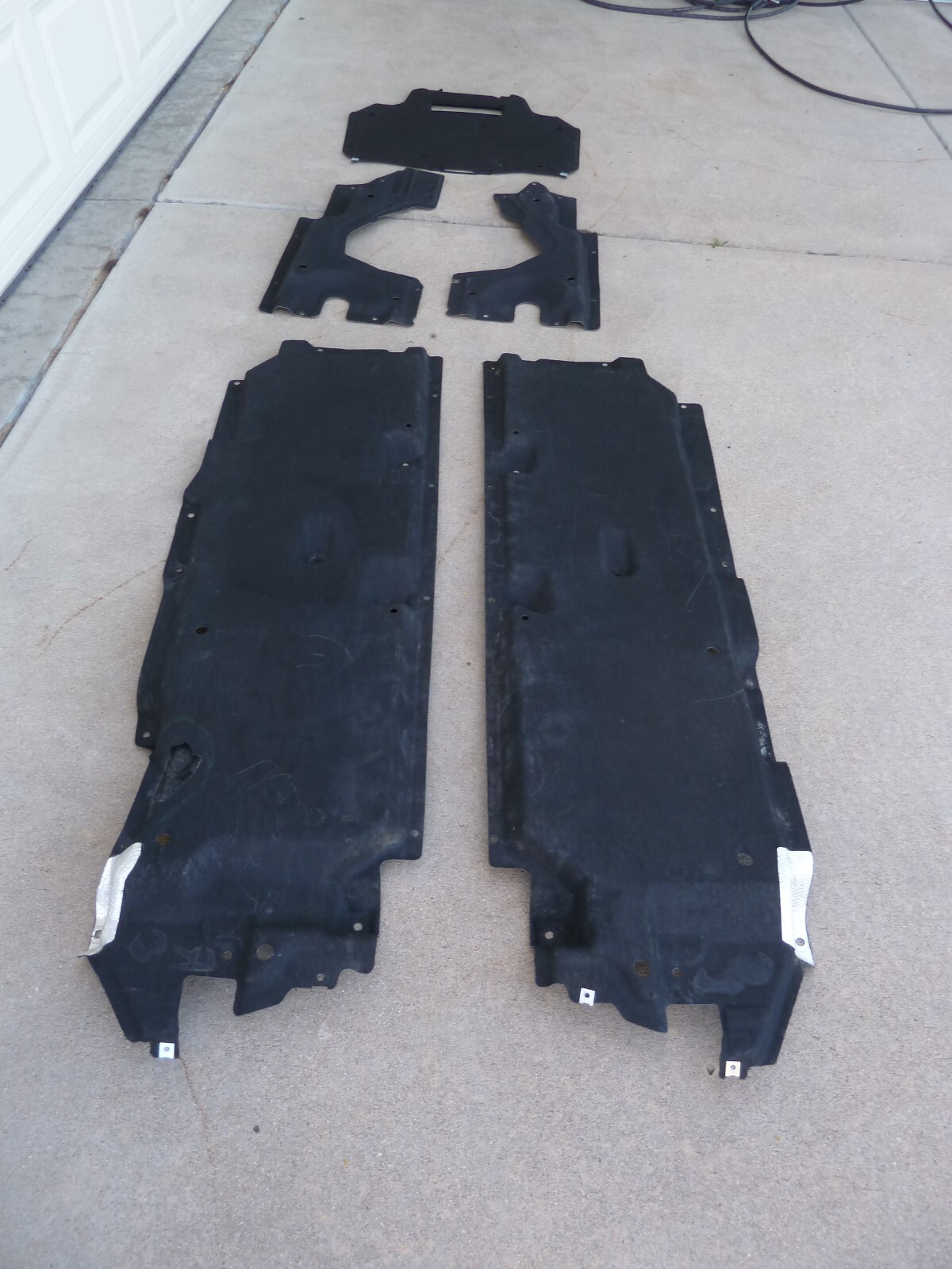 2015+ BENTLEY BENTAYGA Lower Splash Shields Guards Skid Under Plate AERO Covers
