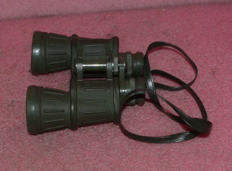 Selsi 10X50 Wide Angel Green Binoculars. - Image 3 of 4