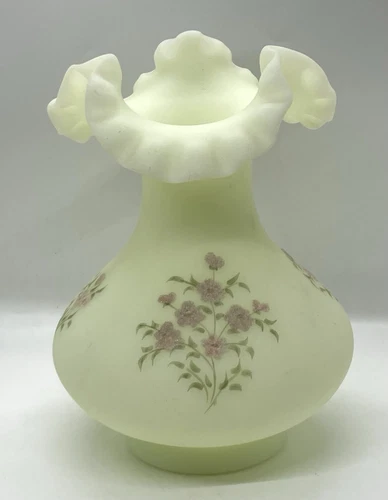 Vintage FENTON Custard Satin Uranium Glow Ruffled Glass Pink Blossom Vase 7.5"