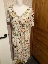 Ladies Floral H and M Maternity Dress Size Large Excellent Condition