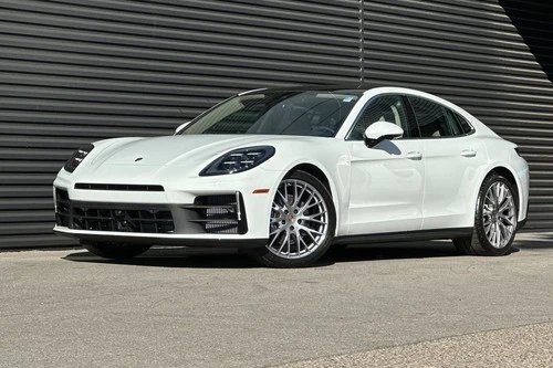 2026 PORSCHE PANAMERA