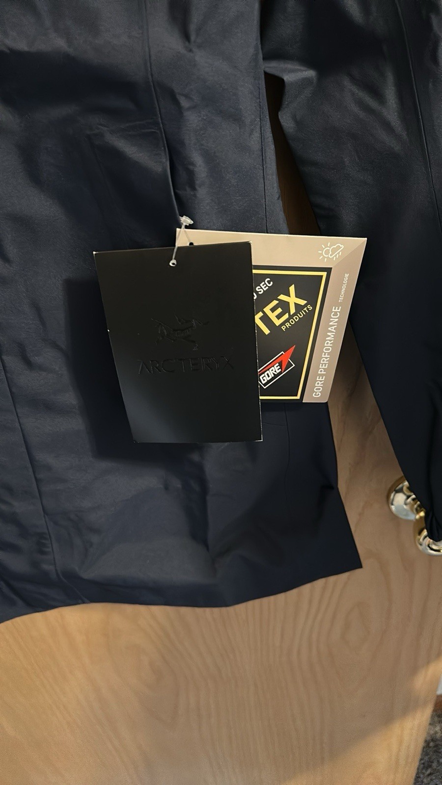 ARC'TERYX Codetta donna Arcteryx taglia small nuova con etichetta prezzo consigliato $395