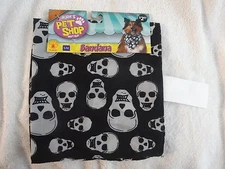 Rubie's Pet Shope Boutique Pet Halloween Bandana Costume Skulls