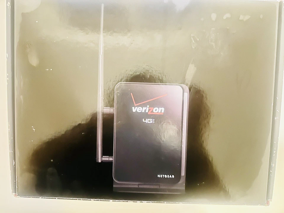 Netgear MBR1515LVW 4G LTE Wireless Router Wi-Fi IEEE 802.11n, Verizon - Image 2 of 4