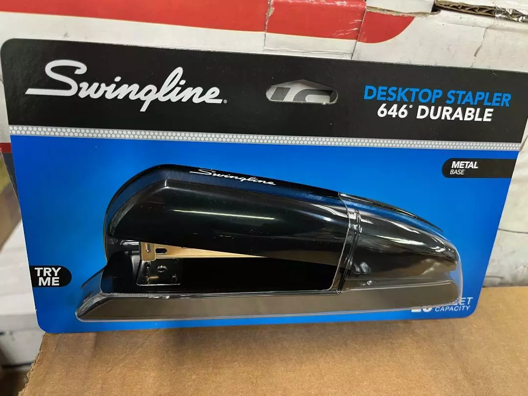 Swingline 646 stapler deals
