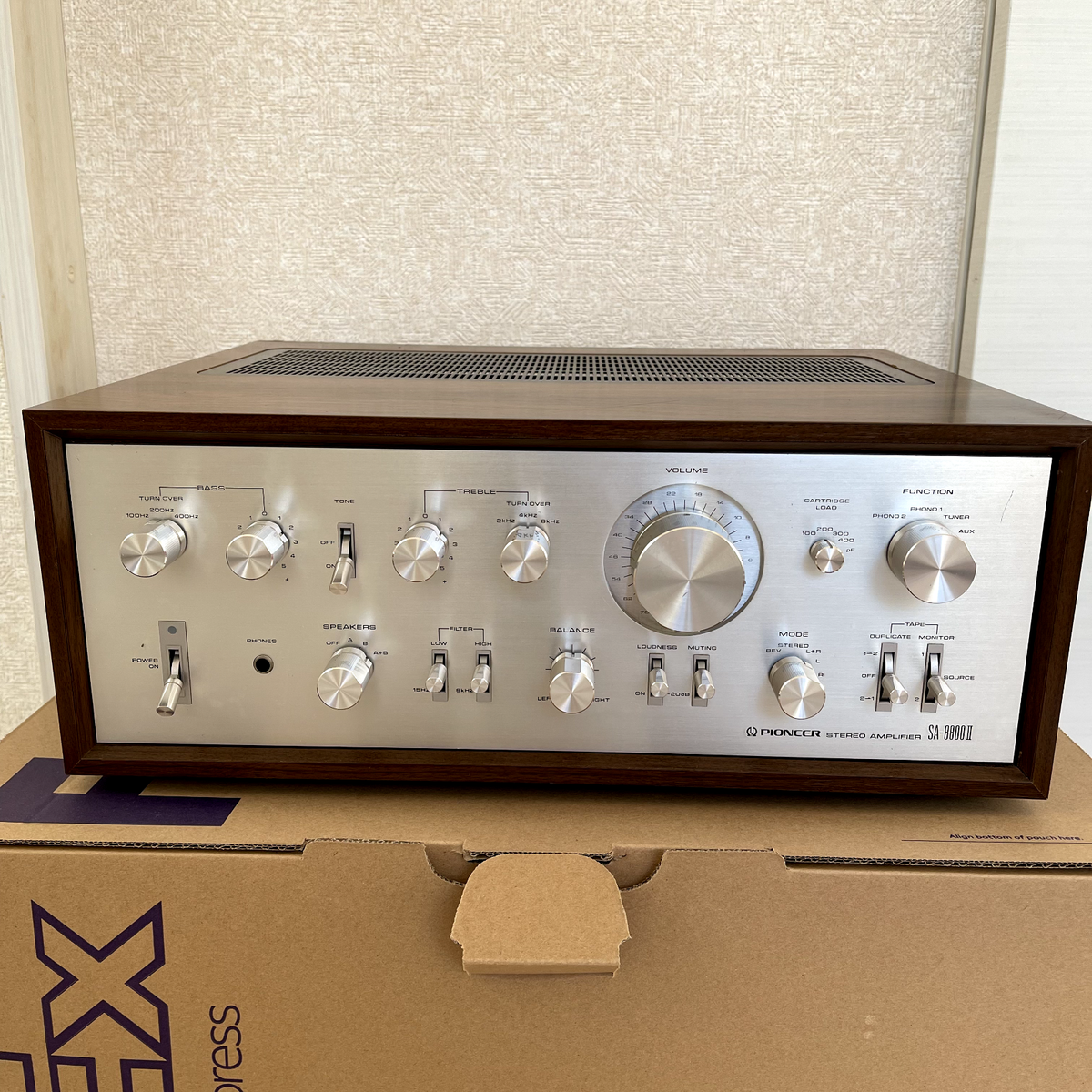 Pioneer SA-8800II Rare Real Wood Integrated Amplifier 100V