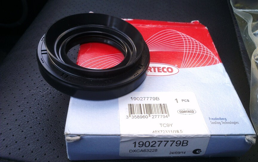 まる SUZUKI GRAND VITARA Shaft Seal, differential 40x72x11/18.5