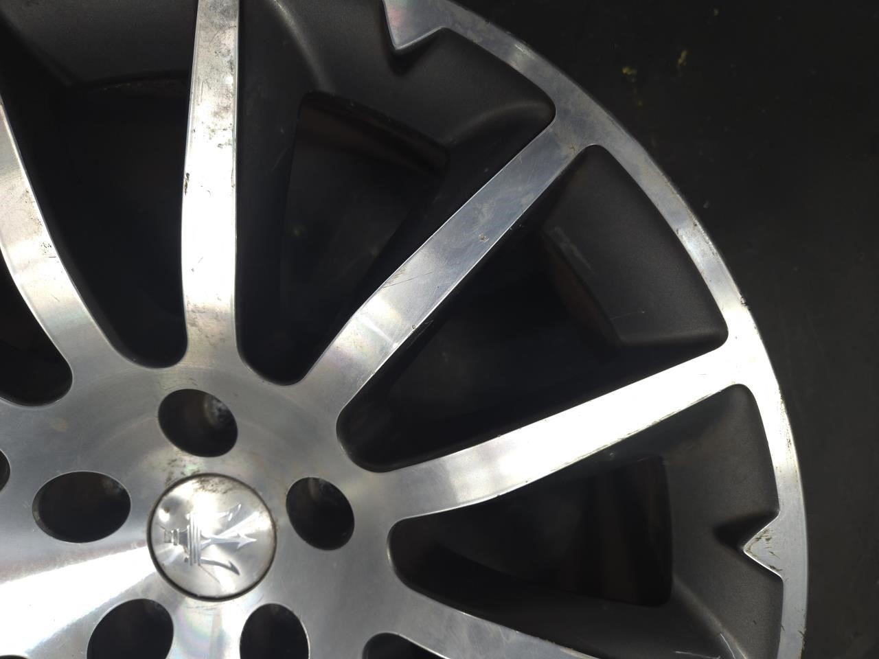Maserati Ghibli 2015-2017 Wheel P/N 670010981