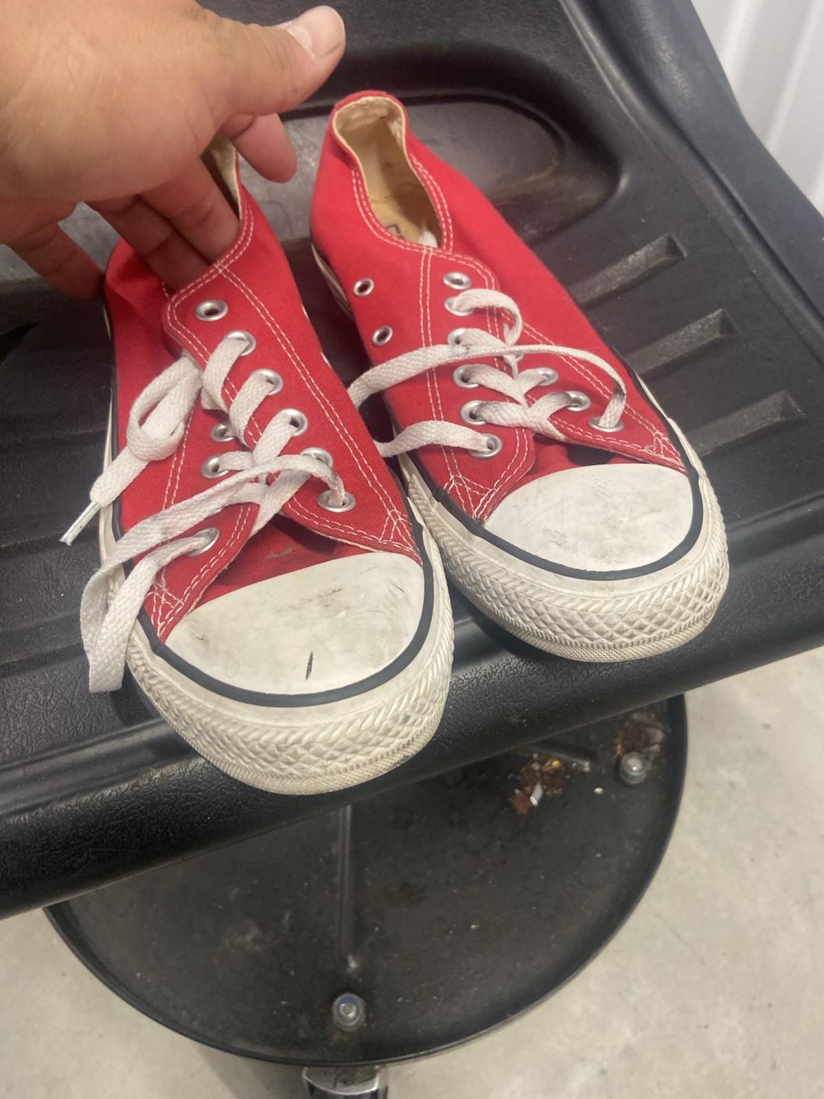 Converse Unisex All Star Sneaker Low Top Shoe Hot Pink Men 5..5 Woman’s 7.5