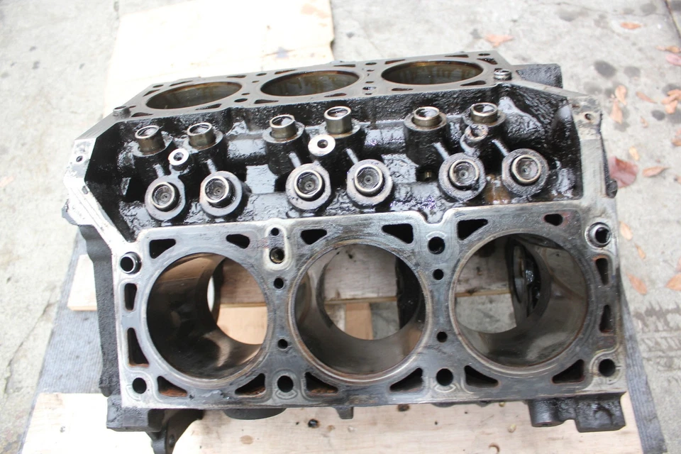 08 09 10 GRAND CARAVAN TOWN AND COUNTRY MOTOR 3,3 L BLOQUE DESNUDO (CR1) OEM Foto 4 de 4