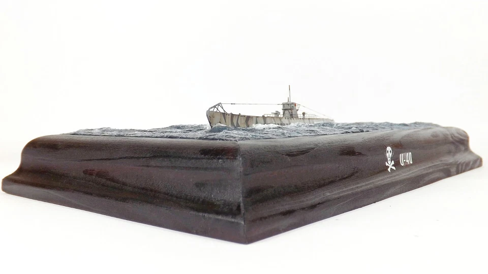U-Boat type IX A U40 German Submarine 1/350 Sea diorama WW2 Built and painted - Image 4 of 4