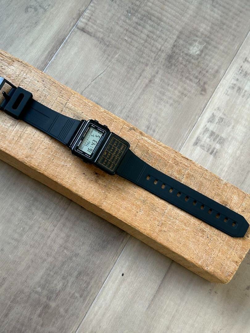 Casio Data Bank DBC-60 Rare Vintage Plastic Digital Watch