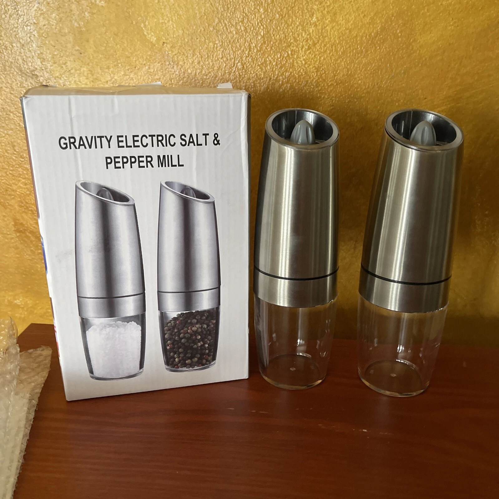 Gravity Electric Pepper and Salt Grinder Set; Adjustable Coarseness; Battery Pow