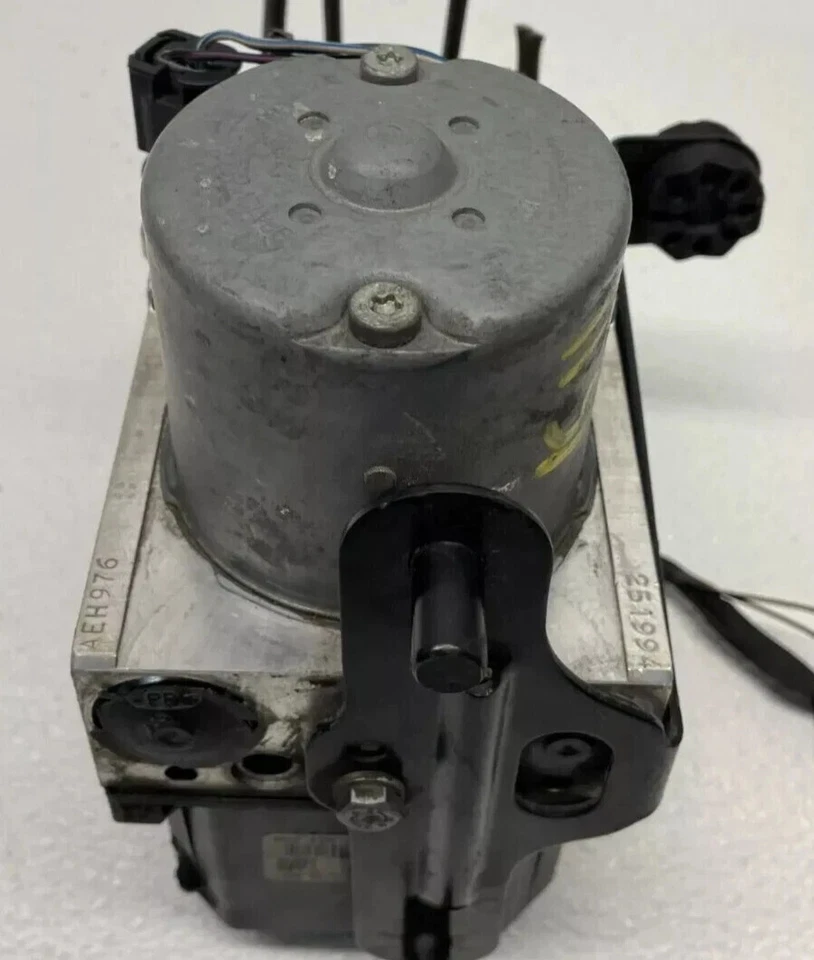 BMW 750i 760i 2006-2008 ABS freno antibloqueo conjunto de módulo de bomba original OEM Foto 4 de 4