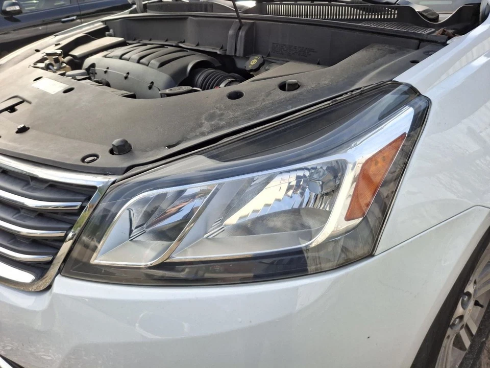 Rueda de aluminio 18x7-1/2 compatible con 15-17 TRAVERSE 3642030 Foto 2 de 4