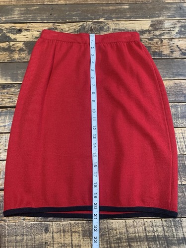 St. John Collection 2 Piece Set Jacket Skirt Womens 2 USA Vintage Santana Knit - Picture 13 of 14