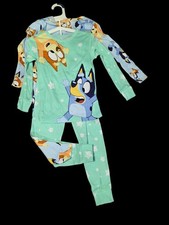 NWT 5T BLUEY 2 SET PAJAMA SET