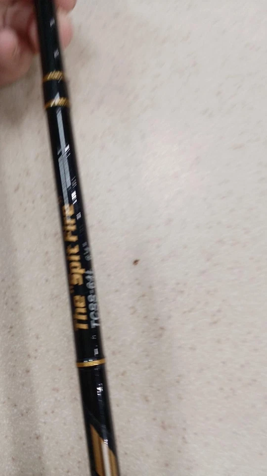 Vara de pesca Evergreen Combat Stick Tactics TCSS-64L robalo, 6'4" USADA - Imagem 2 de 4