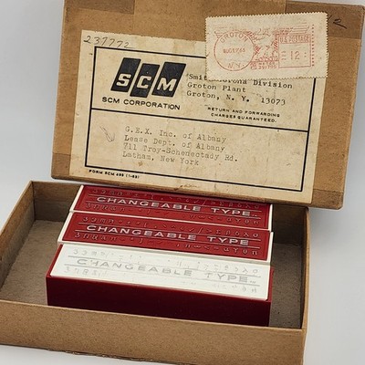 1965 Smith Corona typewriter | Changeable Type MATH ENGINEER GREEK Sets Orig Box