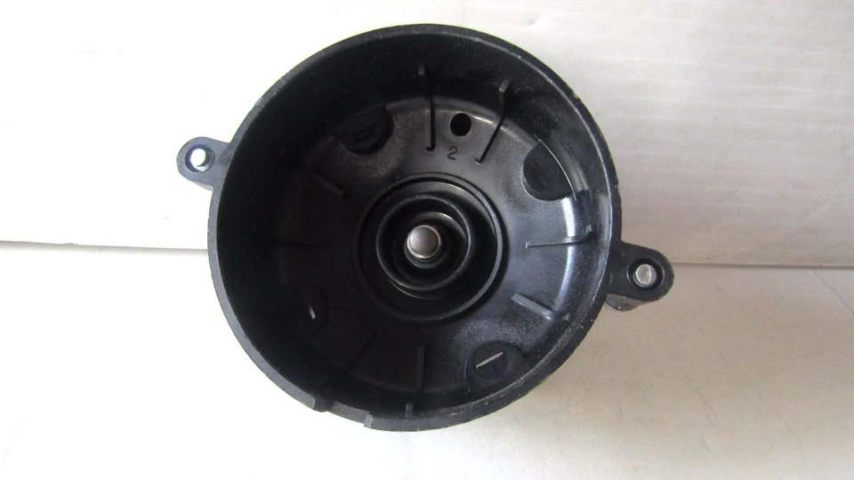 Tapa de distribuidor estándar CH408T Foto 3 de 3