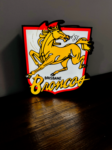 Brisbane Broncos Team (old) Logo - Light Box / Night Light - Picture 4 of 9