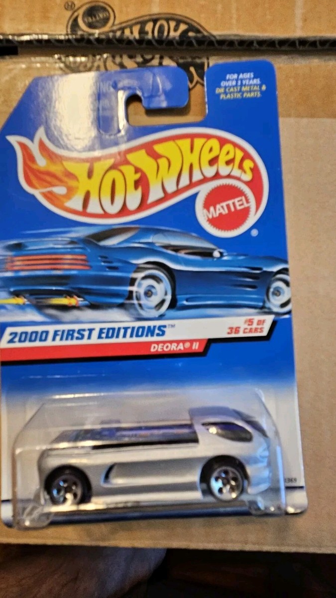 Hot Wheels 1999 - Deora II #65 Silver - 2000 First Editions New