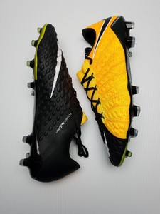 who wears nike hypervenom phantom 3
