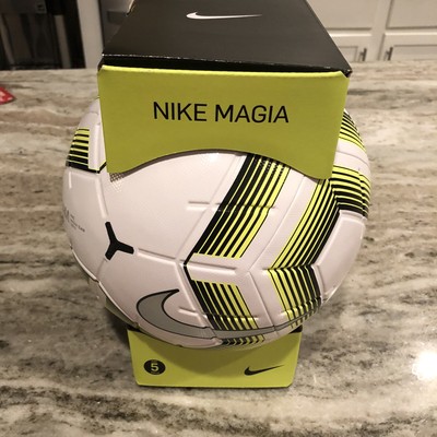 nike magia ii match football