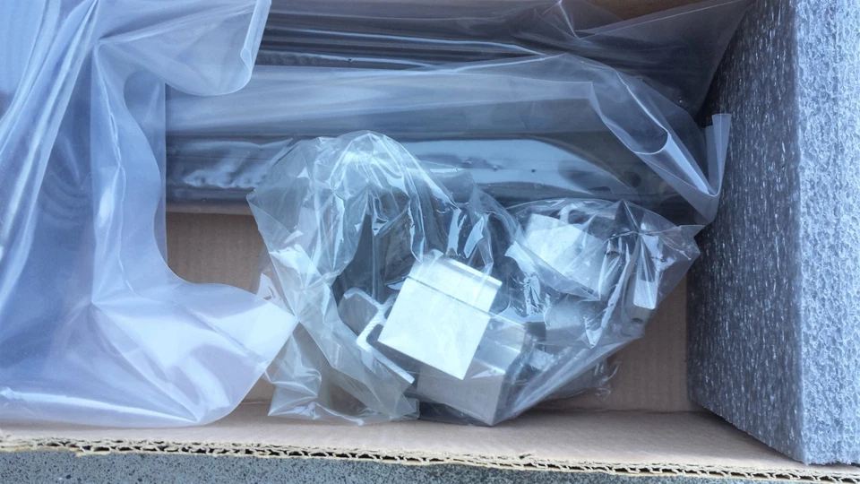 82211470AF Cubierta Tonneau Dodge Ram 1500 GENUINA MOPAR. NUEVO. Foto 2 de 4