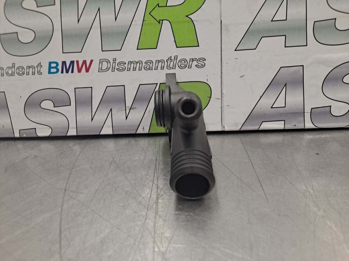 BMW E36 3 Series Coolant Hose Connector 11531743679 for sale 