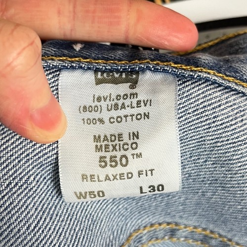 Pantalones de mezclilla azules Levis 550 50x29 3XL de colección para hombre años 90 Y2Ks calce relajado hechos en México - Imagen 17 de 18