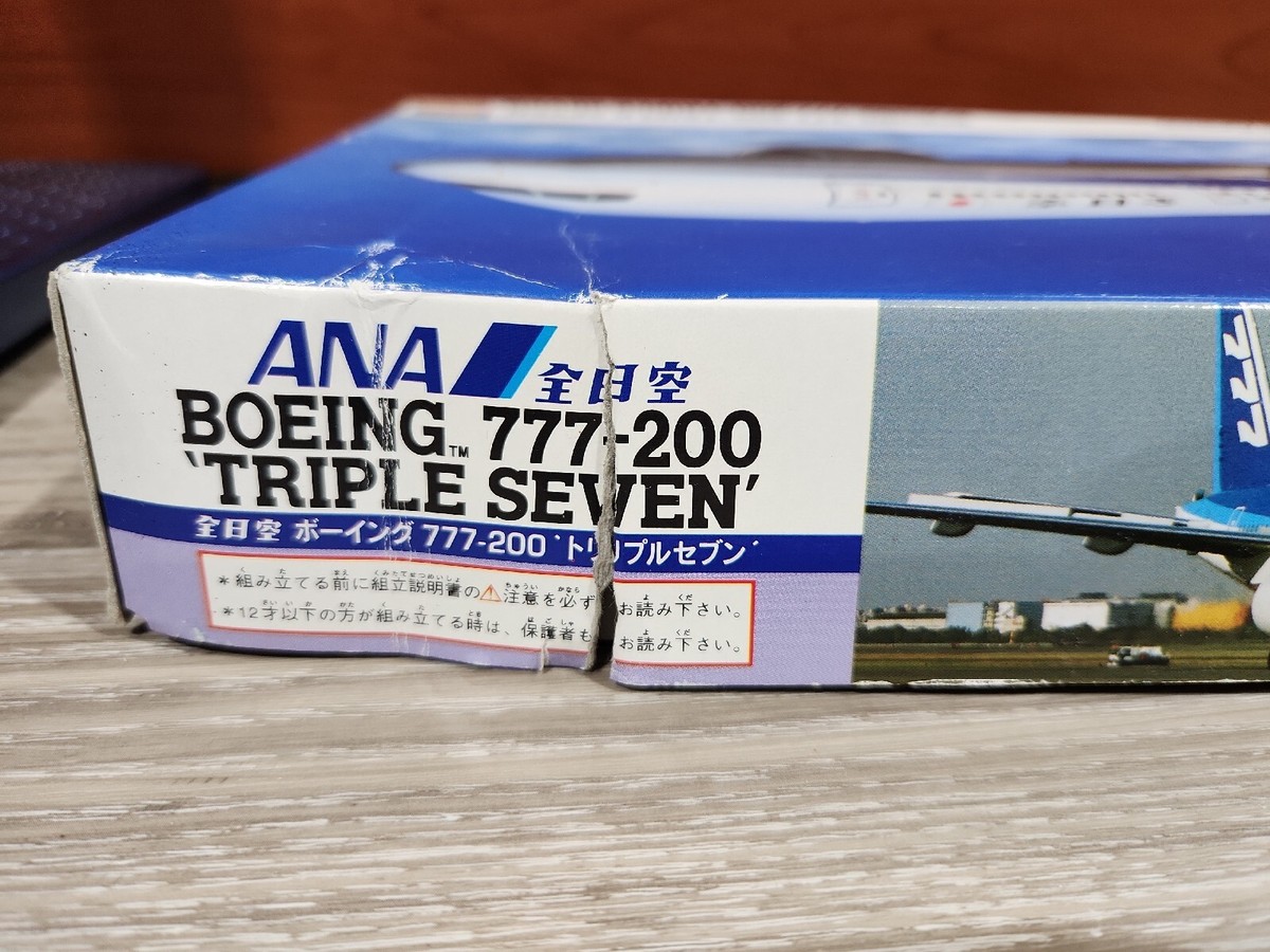 Hasegawa Boeing 777-200 ANA All Nippon Airways 1:200 Model Hasegawa Boeing 777-200 ANA All Nippon Airways 1:200 Model