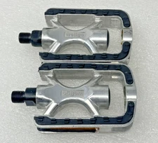 Wellgo LU-C33 Pedal Rubberized Cage Kraton Aluminum Silver Spindle Boron bicycle