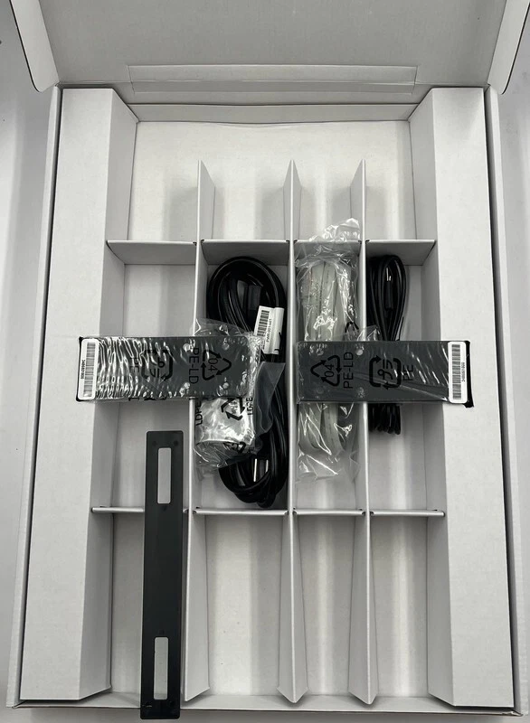 NETGEAR M4250-26G4XF-POE+ 26-PORT MANAGED SWITCH WITH 4X 10G SFP+ UPLINKS - Image 4 of 4