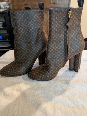Louis Vuitton Silhouette Ankle Boots Nano Monogram Canvas Brown Size 38