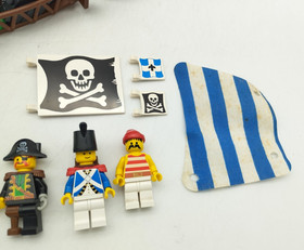 LEGO 6273 Rock Island Refuge Pirates 1 6285 6286 Pirate Ship 6276 Bundle