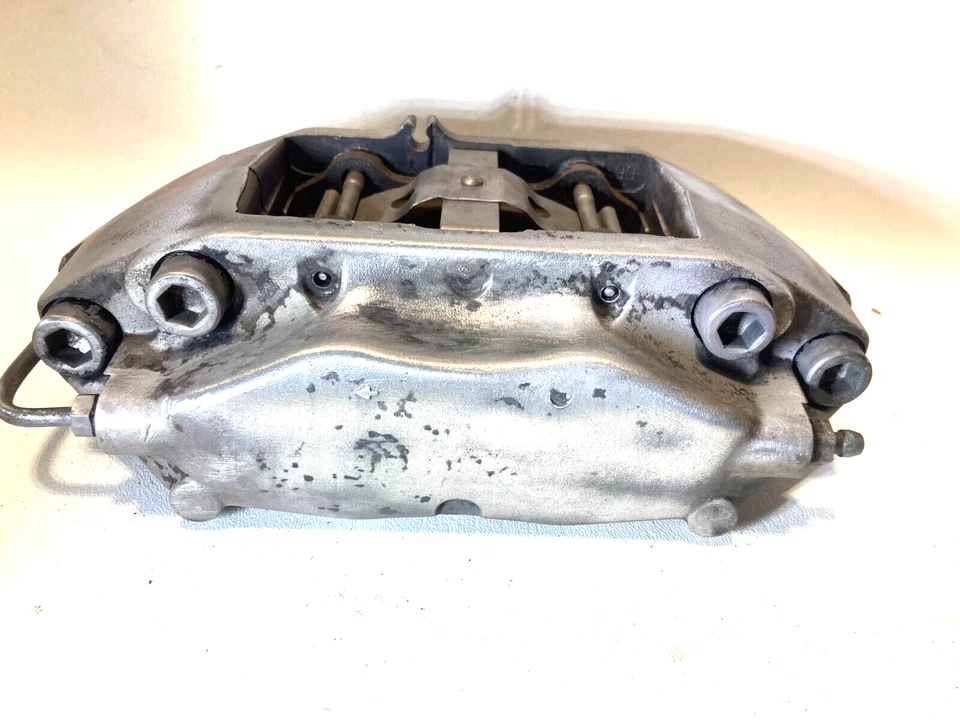 Ferrari 360 / 430 - левый суппорт заднего тормоза - Brembo # 179602 - Изображение 3 из 3