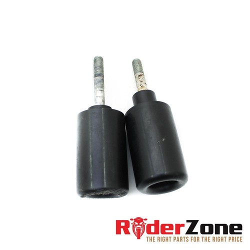 2005 2006 SUZUKI GSXR 1000 FRAME SLIDERS ENGINE MOUNTING HARDWARE PLASTIC FALL - Picture 12 of 14