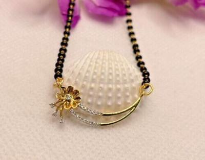 Floral Design Minimalist 0.07CT Real Diamond Pendant Mangalsutra 18K Yellow Gold