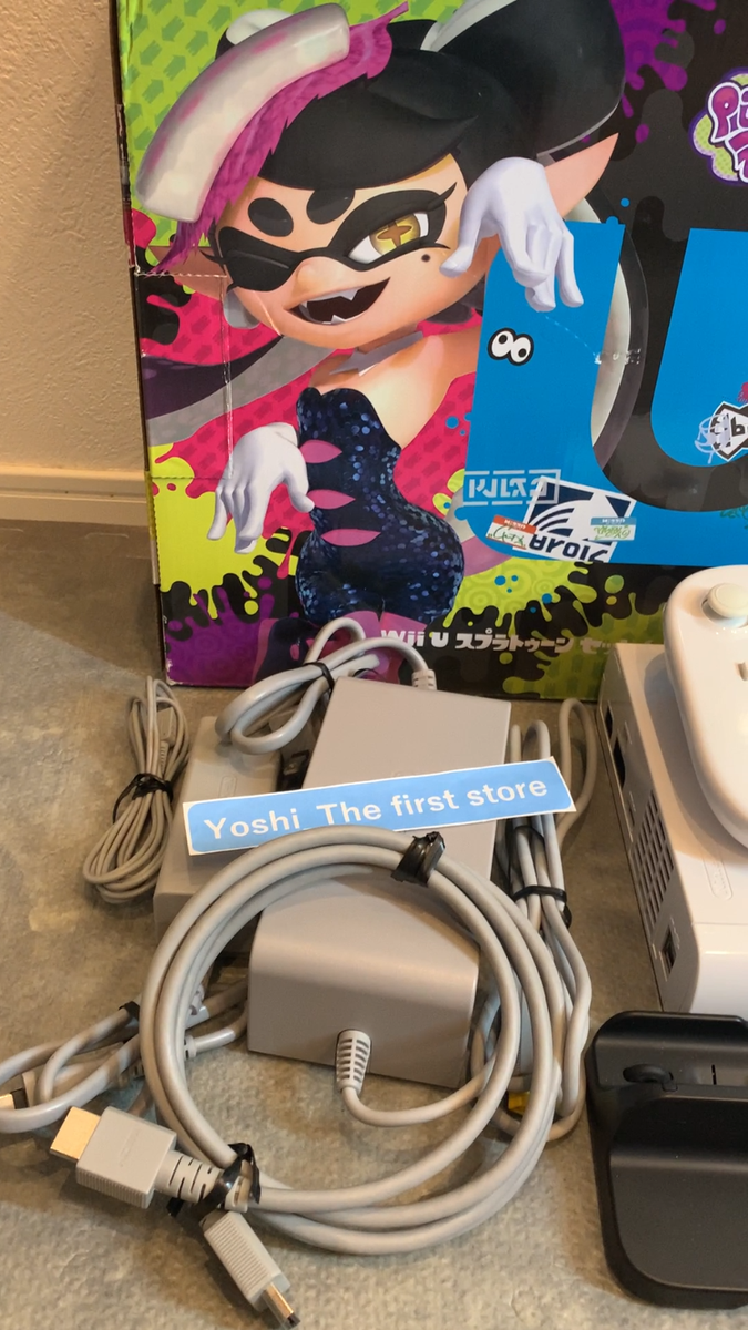 Nintendo Wii U Splatoon set with amiibo Aori & Hotaru 32GB