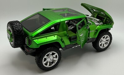 2008 HUMMER HX CONCEPT METALLIC GREEN MAISTO CUSTOM SHOP 1:24 RARE