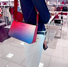 Michael Kors Jet Set Travel S Crossbody Tech 3in1 Bag Dark Raspberry color shift