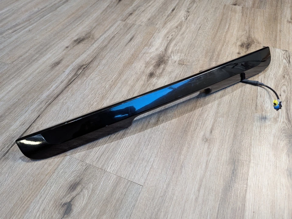 Puerta levadiza puerta trasera manija escotilla puerta trasera OEM Cadillac Chevrolet GMC 2007-2014 Foto 3 de 4