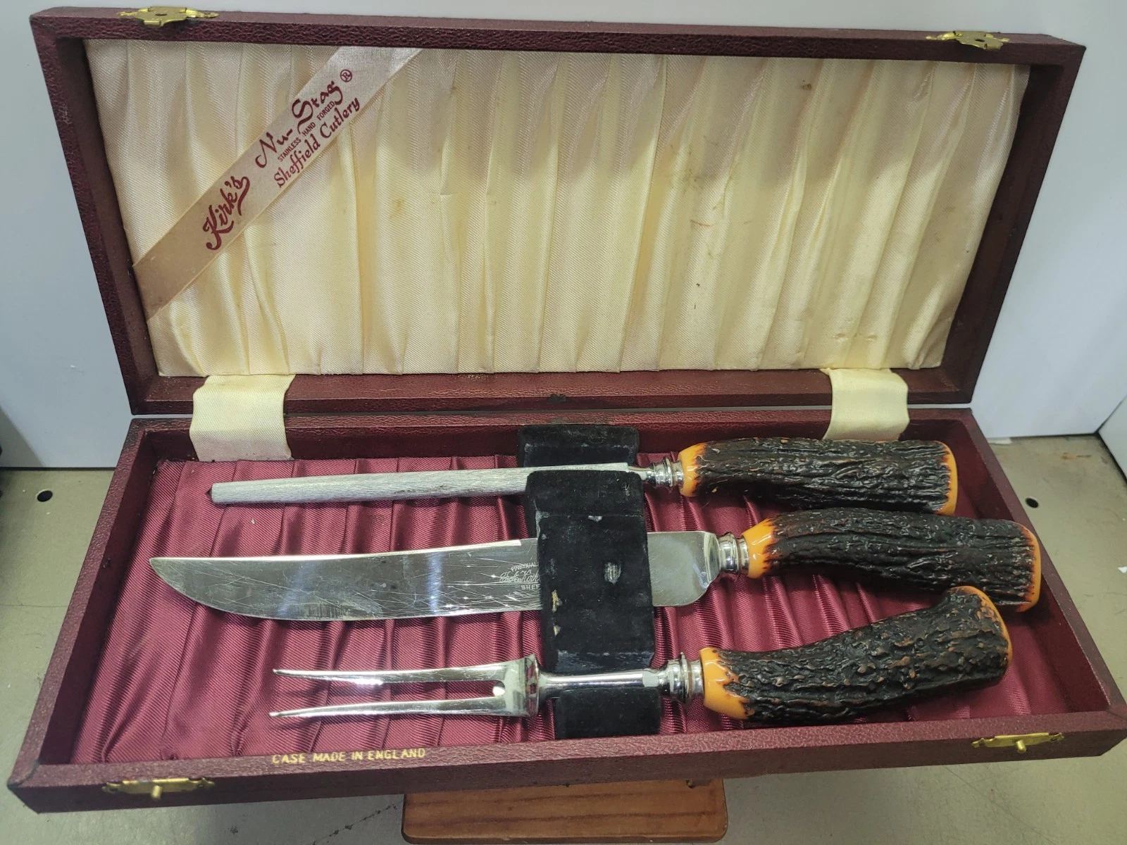 Kirk’s Nu-Stag Sheffield Cutlery Set *Carving Knife Fork Honing Rod* In Case